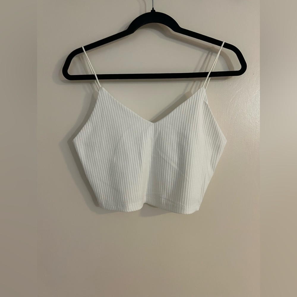 White ribbed crop top